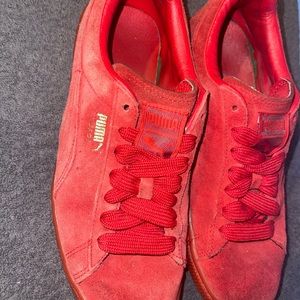 Puma suedes